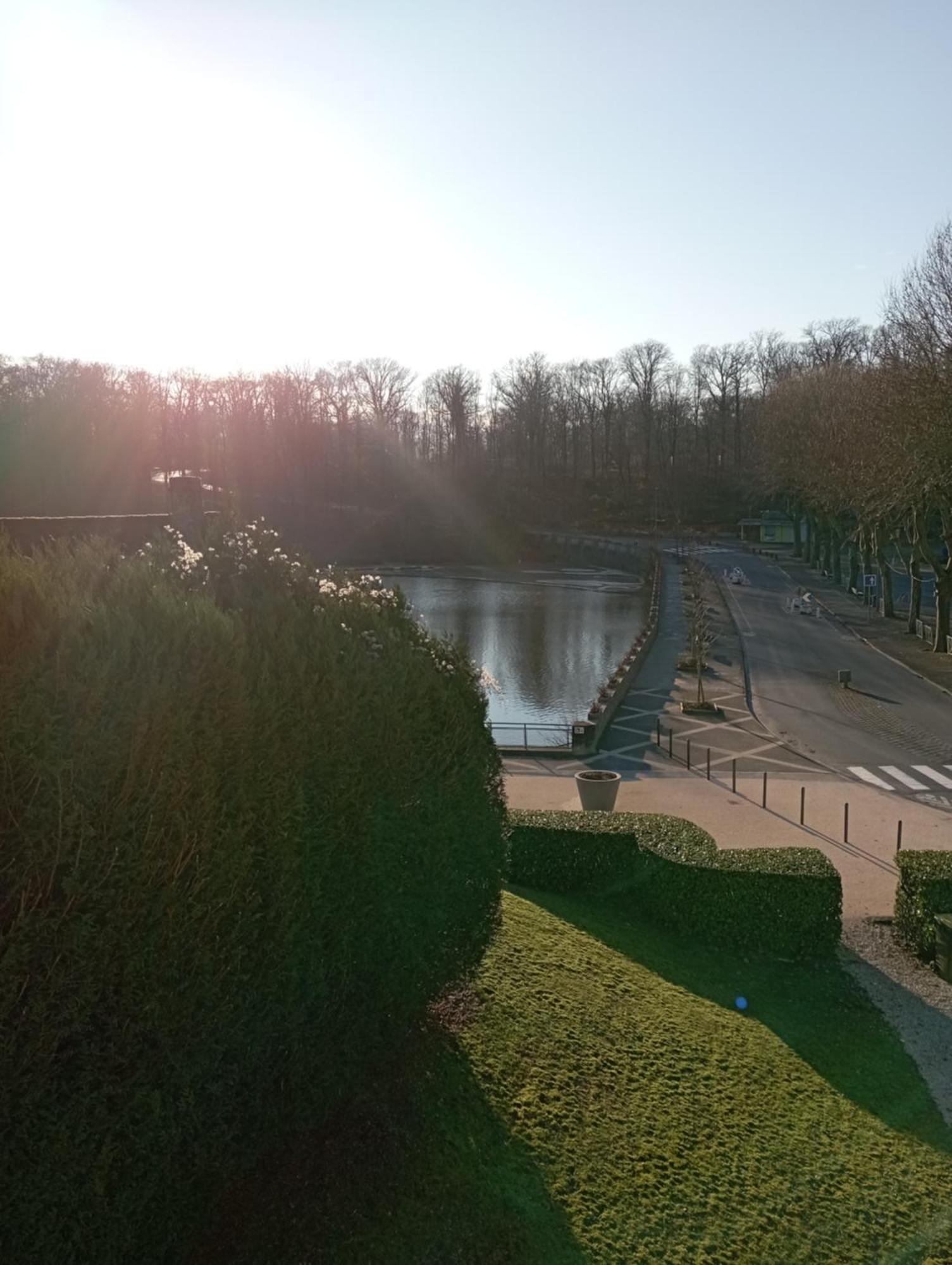 Ibis Les Etangs Des Moines Hotel Fourmies Exterior photo